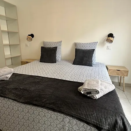 Holiday home Chez Camille & Emma - Climatise Rochefort (Charente-Maritime)