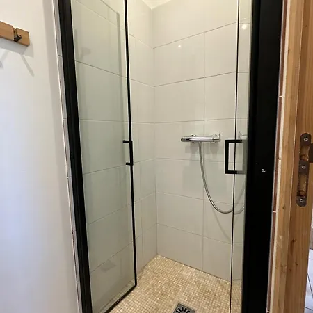 Chez Camille & Emma - Climatise ロシュフォール