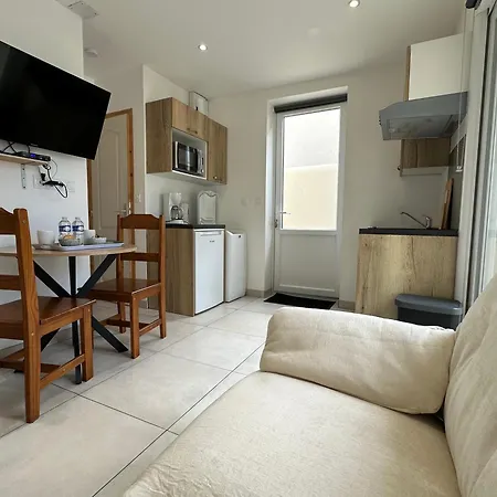 Chez Camille & Emma - Climatise 別荘